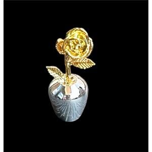 6 Vintage Gold Tone And Silver Plate Apple Place Card Holders NEW